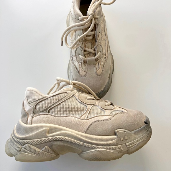 balenciaga yeezy 500